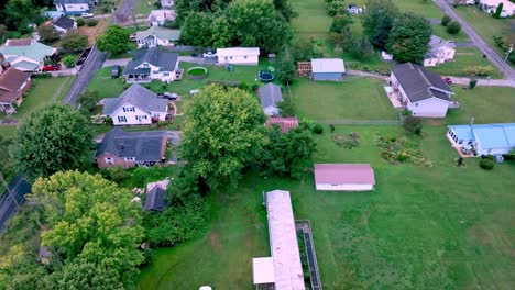 slow-arial-push-over-homes-and-mobile-homes-in-elizabethton-tennessee