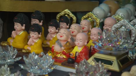 Little-Buddha-miniatures,-Laughing-Buddha,-Baby-Buddha-gift-items-for-sale