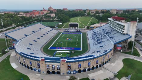 Fußballstadion-Der-Universität-Von-Kansas