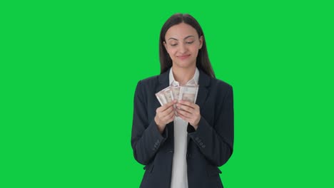 Feliz-Mujer-De-Negocios-India-Contando-Dinero-Pantalla-Verde
