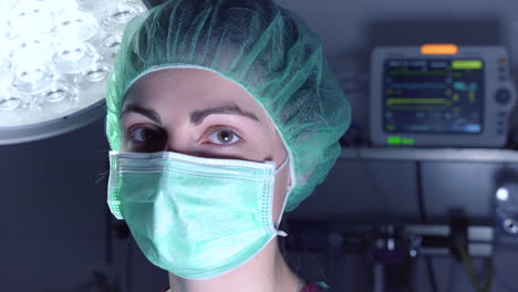Chirurgin-Im-Operationssaal