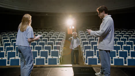 Actors-doing-a-rehearsal-on-the-stage