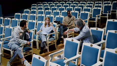 People-in-the-theater-before-rehearsal