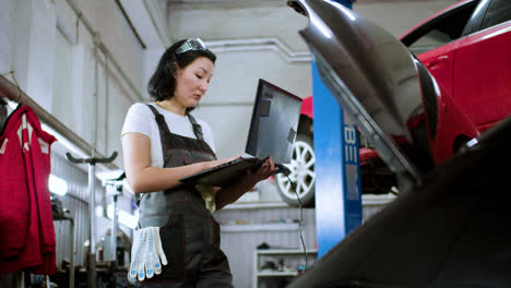 Woman-working-on-a-garage