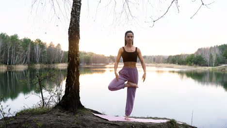 Woman-doing-yoga-in-the-forest