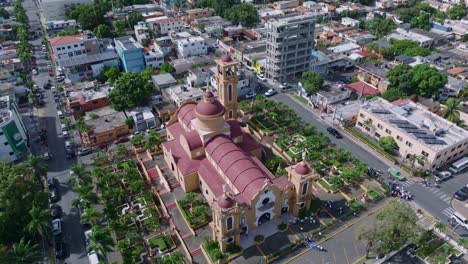 Cathedral-Of-Consolacion-In-San-Cristobal-Town,-Dominican-Republic