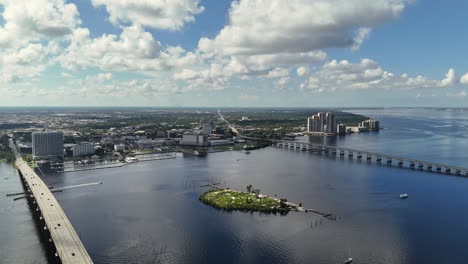 Aerial-view-of-downtown-Ft.-Myers,-Florida
