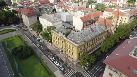 Luftaufnahme-Des-Kroatischen-Schulmuseums-In-Zagreb,-Lehr--Und-Bildungsmuseum