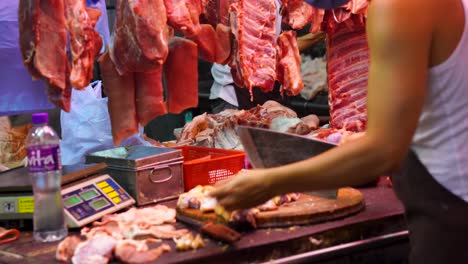 Butcher-Using-Cleaver-At-Mong-Kok-Market