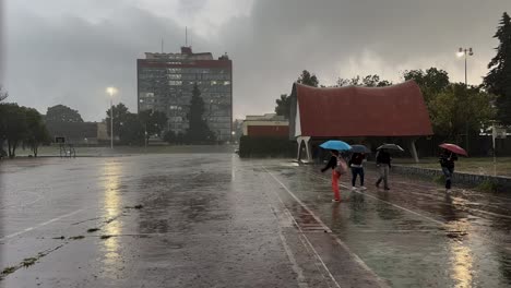CU-UNAM-in-Rain,-a-day-in-timelapse