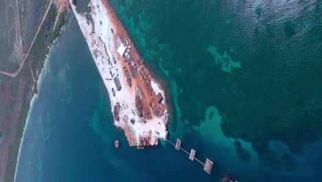Neuer-Kreuzfahrtschiffhafen-Im-Bau,-Cabo-Rojo,-Karibik-Luftbild