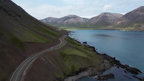 Camino-A-Seydisfjordur-Islandia-Desde-Arriba