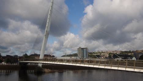 Aufnahme-Der-Swansea-Marina-Sale-Bridge