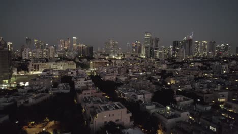 Tel-Aviv-Por-La-Noche---Toma-De-4.000-Drones-De-La-Ciudad