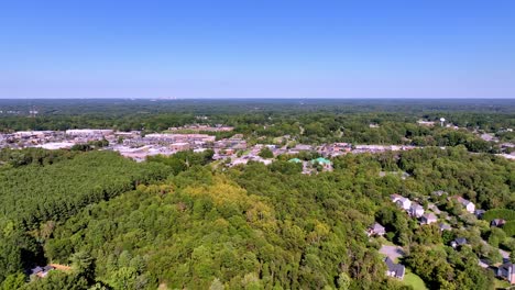 Clemmons-NC,-North-Carolina-aerial-high-push-in,-Small-Town