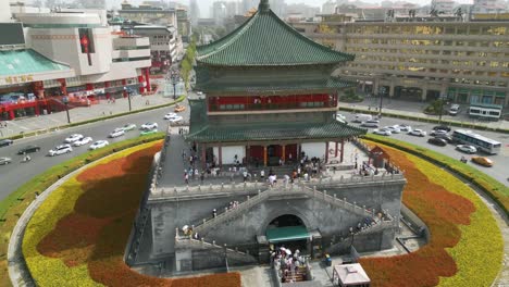 Rotating-aerial-of-Xi'an-Bell-Tower,-China
