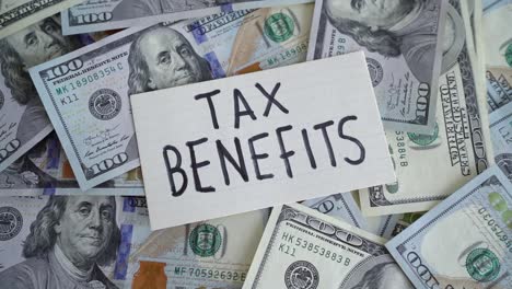 Concept-of-saving-money-by-having-tax-benefits