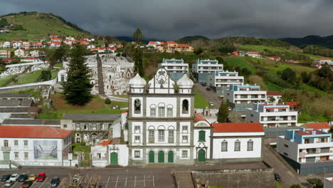 Aerial-drone-shot-of-local-town-of-Horta-in-Faial-island,-Azores---Portugal