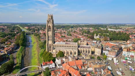 Boston,-Lincolnshire:-A-historic-UK-market-town,-famed-as-the-Pilgrim-Fathers'-home