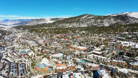 A-breathtaking-drone-journey-above-Breckenridge,-Colorado,-capturing-its-scenic-beauty-from-the-skies
