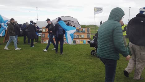 People-at-a-Pro-Independence-rally-in-Ayr,-Scotland