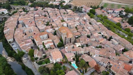 Ciudad-Medieval-En-El-Sur-De-Francia-|-Antena-De-Alta-Definición