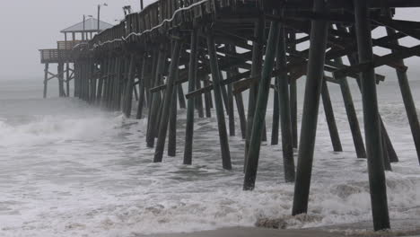 Hurricane-waves-crashing-into-pier-in-slow-motion