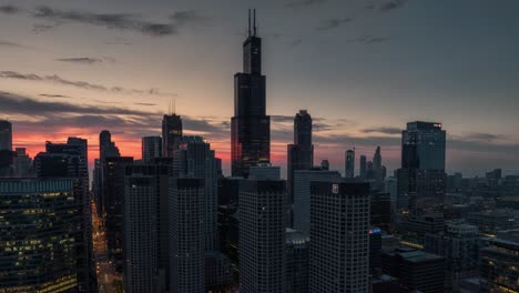 Chicago-timelapse-at-sunrise-with-Sears-tower