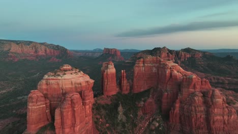 Cathedral-Rock-And-Red-Rocks-Of-Sedona,-Arizona,-USA---aerial-drone-shot