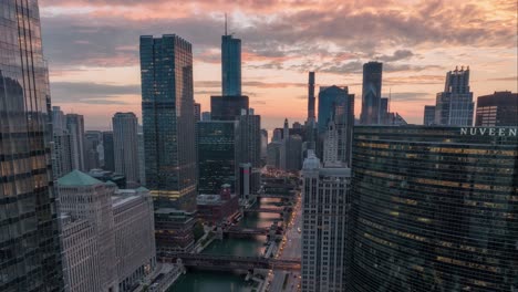Chicago-river-at-sunrise-timelapse-hyperlapse