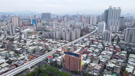 High-rise-buildings-on-the-streets-of-Taiwan