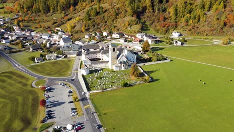 Kloster-Mustair,-Unesco,-Weltkulturerbe,-Swiss,-Alps,-Autum,-history,-documentary,-cinema
