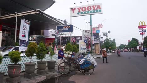 Yogya-Mall-on-a-busy-street-in-Cirebon,-West-Java---Indonesia