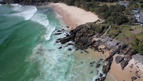 Rugged-Coastline-At-Cabarita-Beach,-New-South-Wales,-Australia---aerial-drone-shot