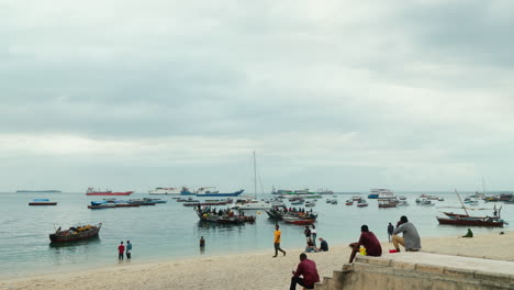 Stone-Town,-Zanzibar-Beach-in-the-morning-on-a-cloudy-day