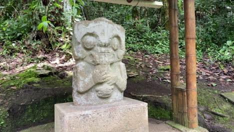 Megalithic-pre-Columbian-sculpture-in-San-Agustín-Archaeological-Park,-Colombia