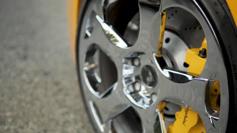 Yellow-Lamborghini-Gallardo-Brake-Calliper-Pad