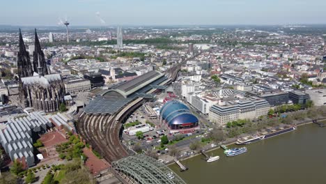 Cologne-Cityscape-and-Panoramic-aerial-skyline-of-western-side-Landmarks-with-Cathedral-dome-and-train-Station