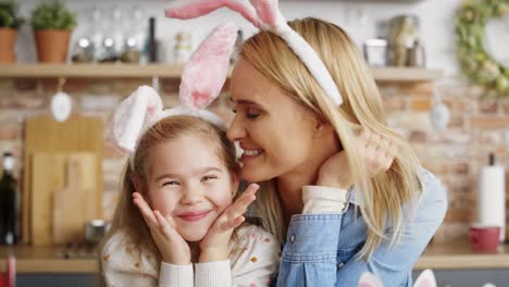 Video-portrait-of-mother-and-daughter-in-the-ears-of-rabbit