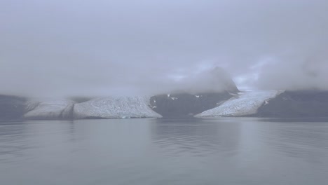Glacier-in-the-Arctic-Sea-north-of-the-Svalbard-Archipelago-on-a-foggy-day