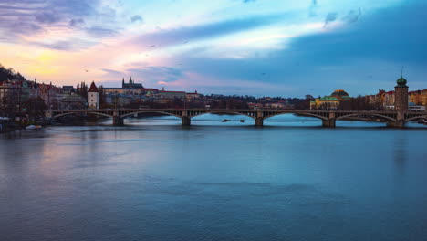 Timelapse-of-Prague-city-and-Vltava-river-bridges-from-dusk-to-night