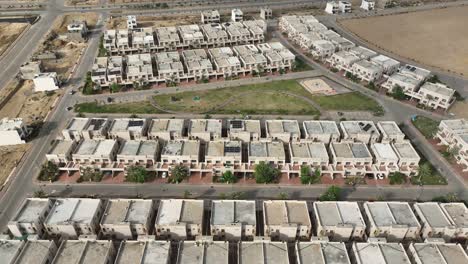 Aerial-view-of-newly-constructed-Bahria-town,-Residential-estate-in-Karachi,-Pakistan