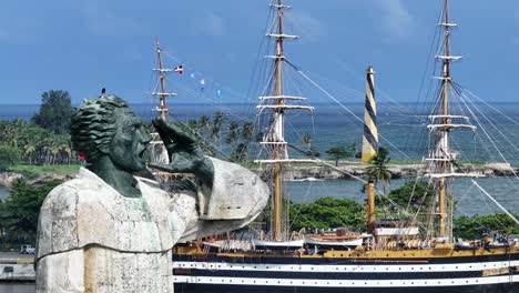 Beautiful-navy-training-ship-Amerigo-Vespucci-behind-statue-Antonio-Montesinos