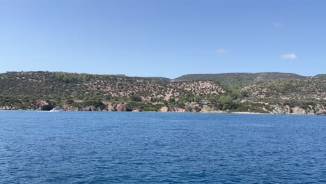 Mittelmeerbucht,-Lagune,-Azurblaues-Wasser