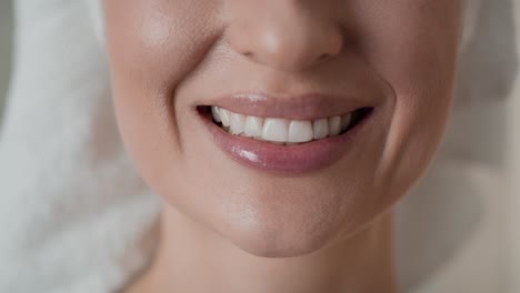 Close-up-video-of-woman-showing-full-smile.