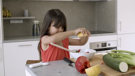 Cute-little-girl-cooking-by-herself