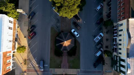 Straight-down-drone-shot-in-Eufaula-Alabama-tracking-down-Broad-Street-in-the-late-afternoon