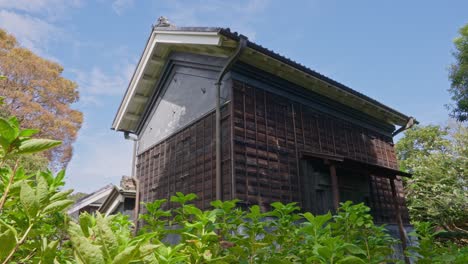 Altes-Lagerhaus-Im-Japanischen-Stil,-Lokales-Waldmuseum-Der-Stadt-Fuchu