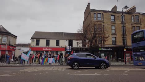 Time-lapse-of-trans-supporters-in-Rutherglen,-Scotland