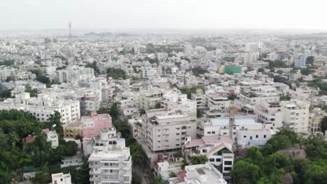 Luftaufnahmen-In-4K-Auflösung-Einer-Stadt-In-Indien-Am-Morgen-In-Einem-Wohngebiet-Der-Stadt